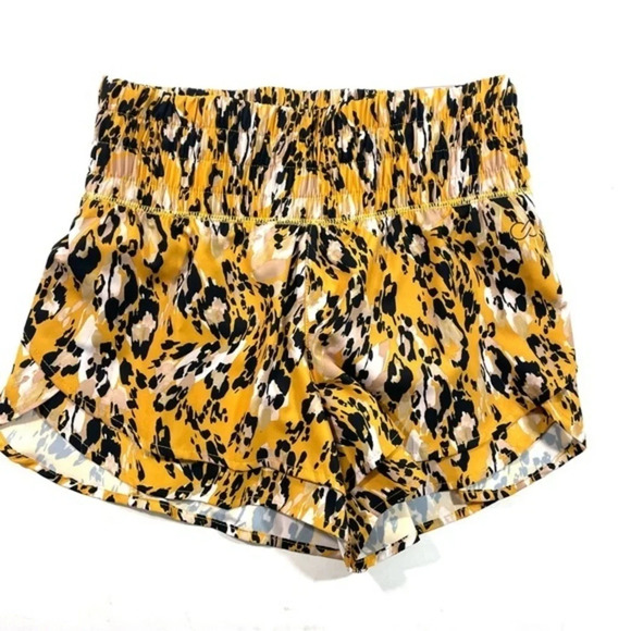 New Calia High Rise Petal Hem Shorts Lined XXS Animal Glowing Umber - Picture 2 of 6